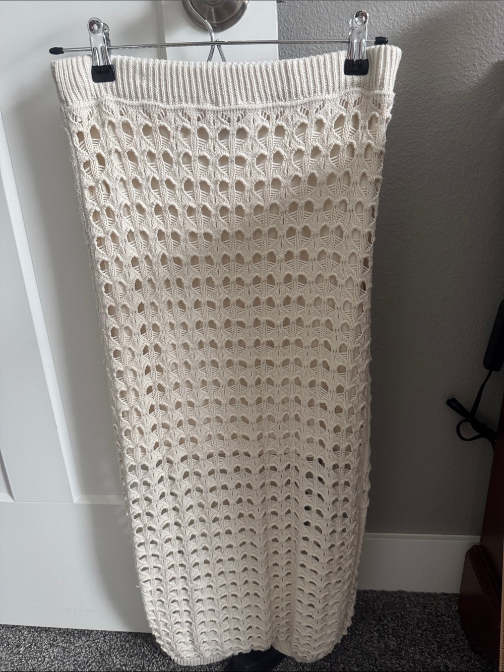 Cream Crochet Knit Midi top and skirt  Set - Picture 3 of 7